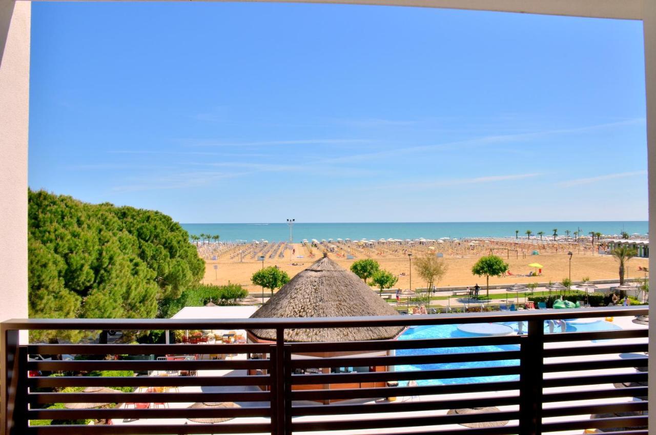 Ashanti Aparthotel Wellness&Spa Bibione Bagian luar foto